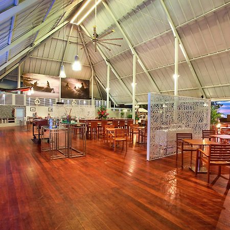The Kuta Beach Heritage Hotel - Managed By Accor Eksteriør billede The interior of the restaurant